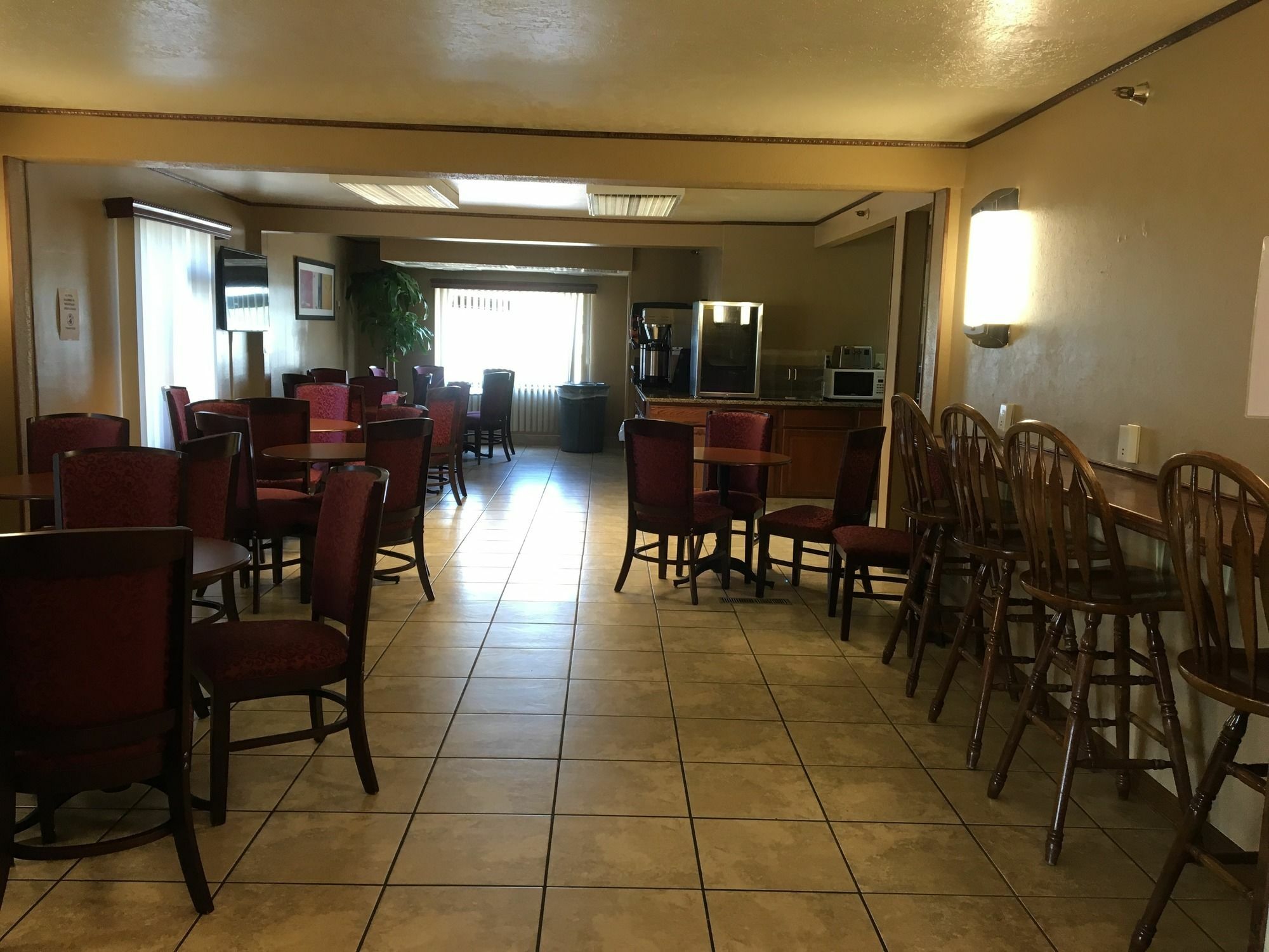 Americas Best Value Inn & Suites Ft Collins E At I-25 Fort Collins Exterior photo
